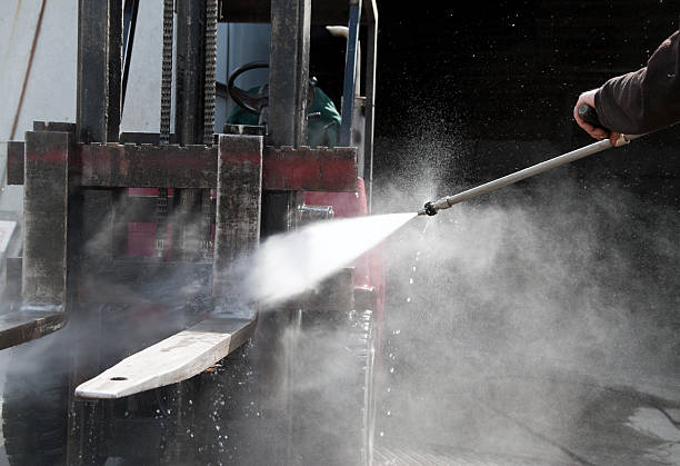 Best Driveway Pressure Washing  in Blythe, CA